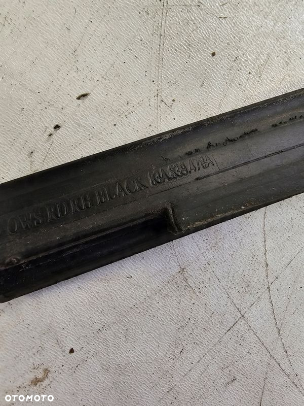 LISTWA DRZWI PRAWY TYŁ AUDI Q3 F3 83A839478A - 4