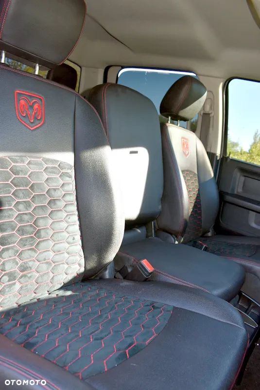 RAM 1500 - 19