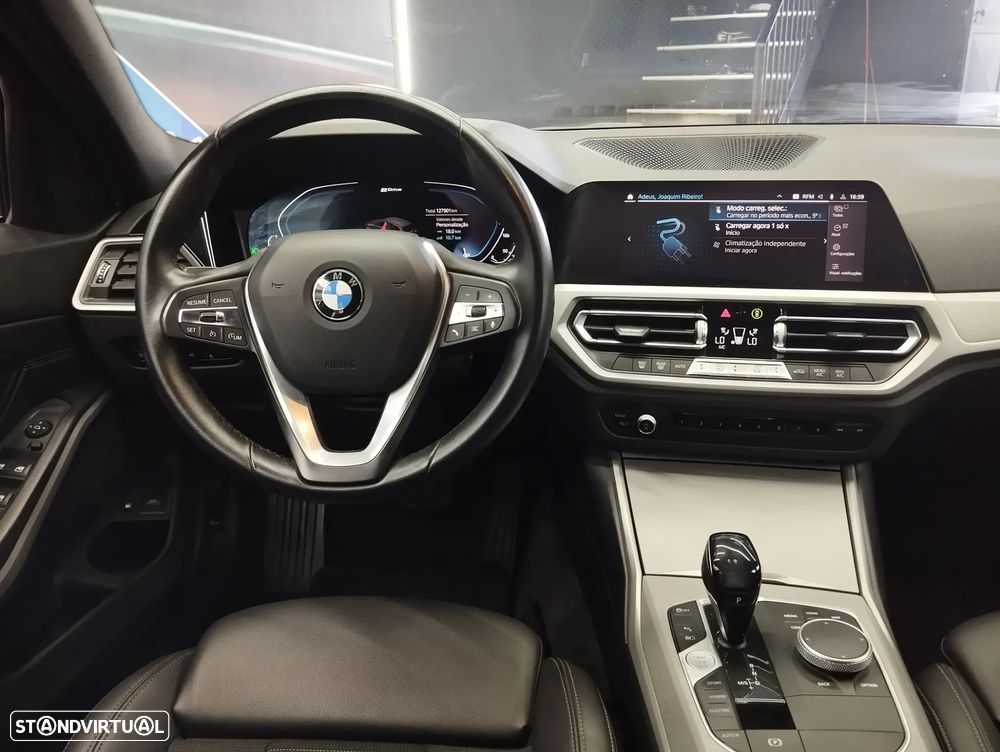 BMW 320 e Touring Corporate Edition Auto - 19