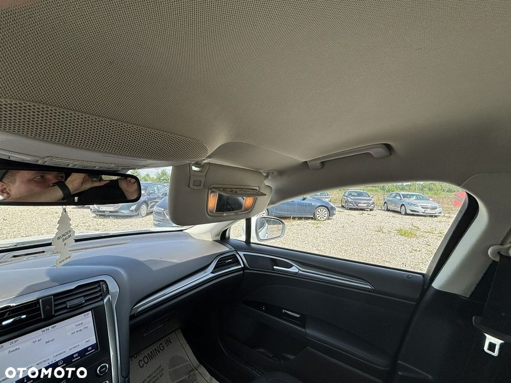 Ford Mondeo - 30