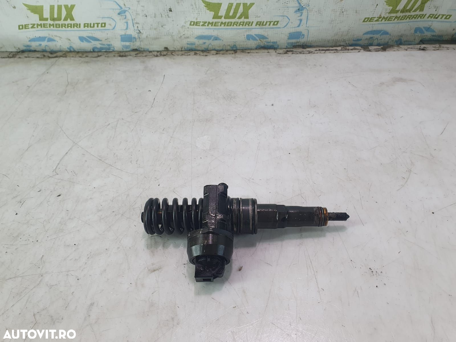 Injector 0414720313  038130073BN 1.9 BLS Volkswagen VW Caddy 3 [2004 - 4