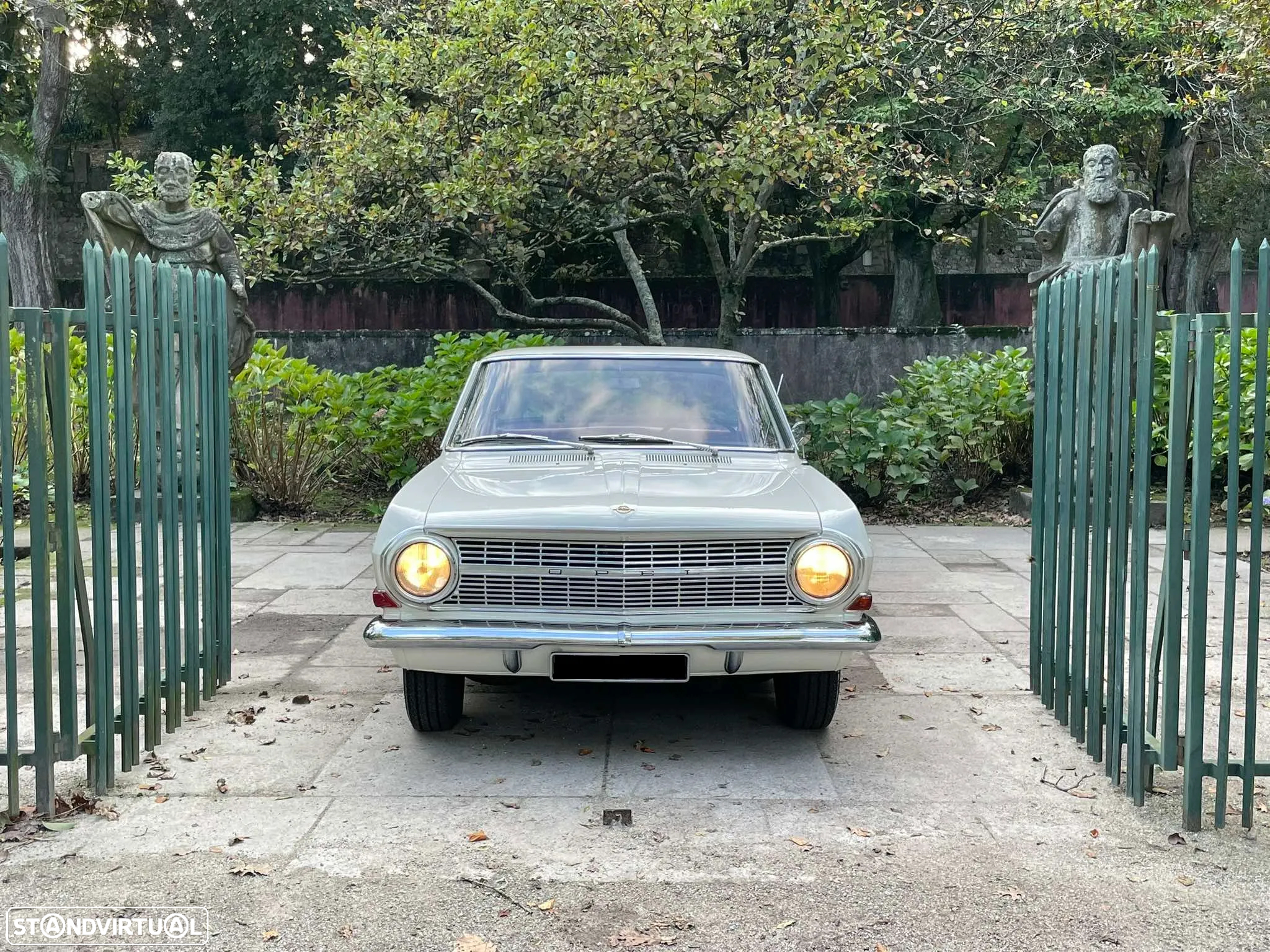 Opel Olympia Rekord 1700 Coupe - 30