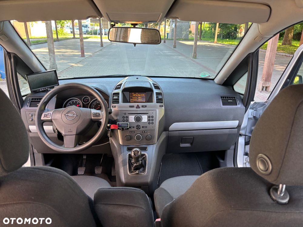 Opel Zafira 2.2 Selection - 16