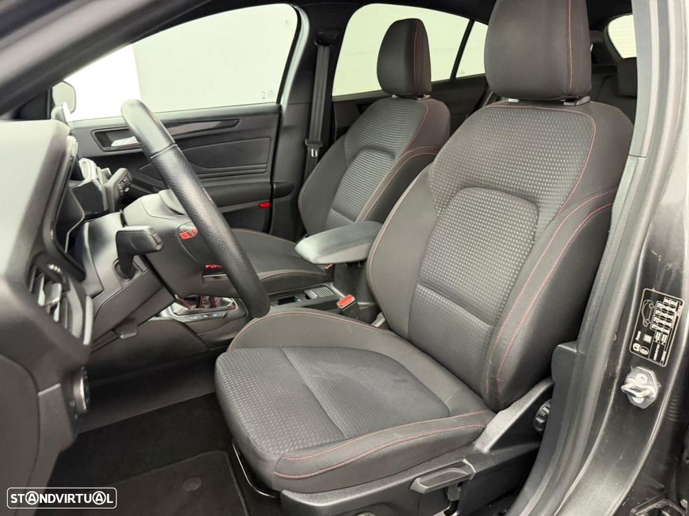 Ford Focus 1.0 EcoBoost ST-Line - 8