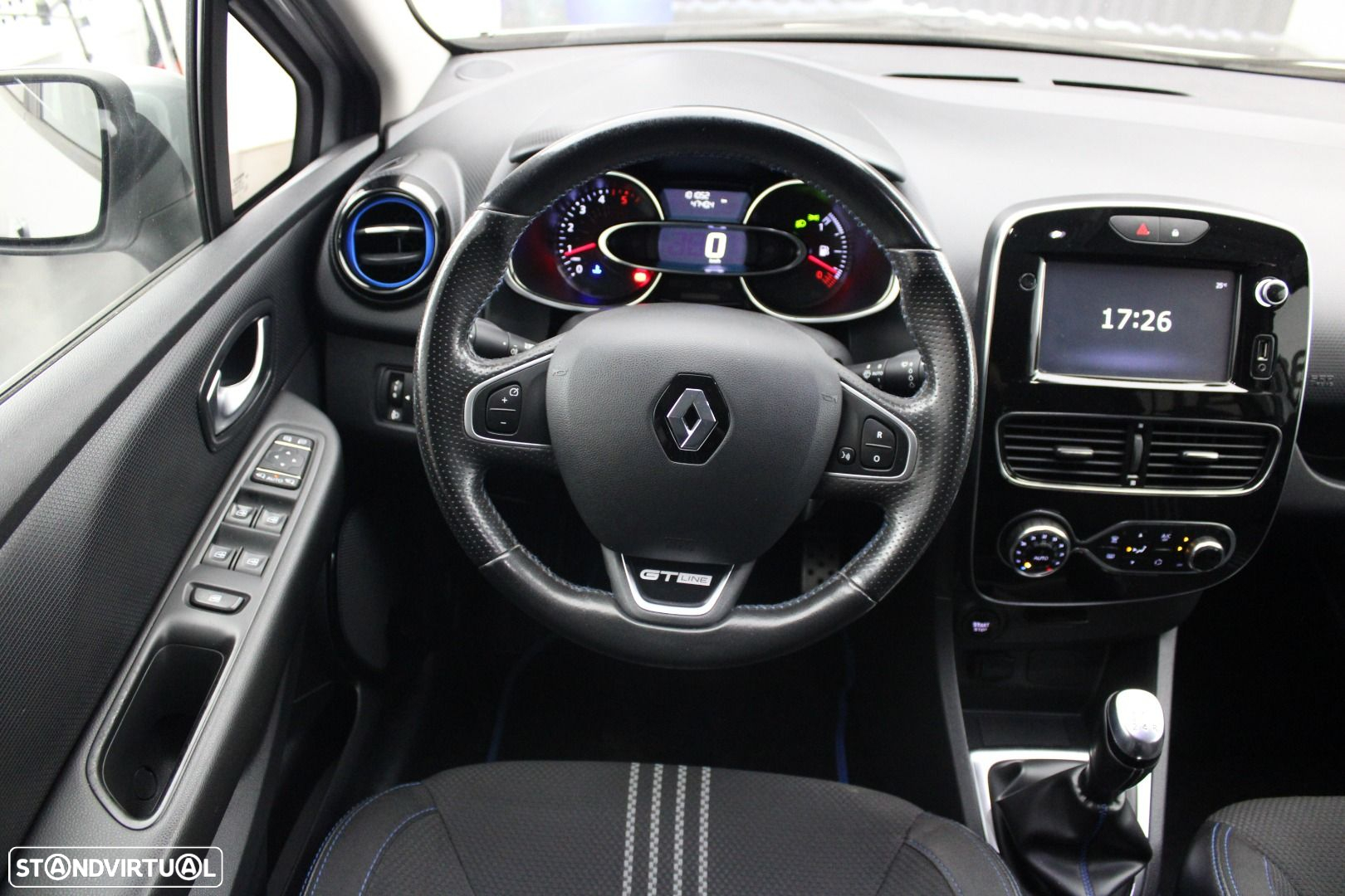Renault Clio Sport Tourer 1.5 dCi GT Line - 10