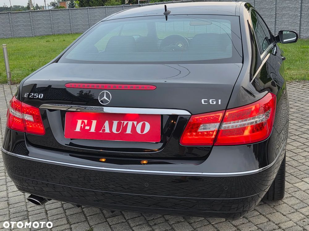 Mercedes-Benz Klasa E 250 CGI BlueEFFICIENCY Automatik Avantgarde - 36