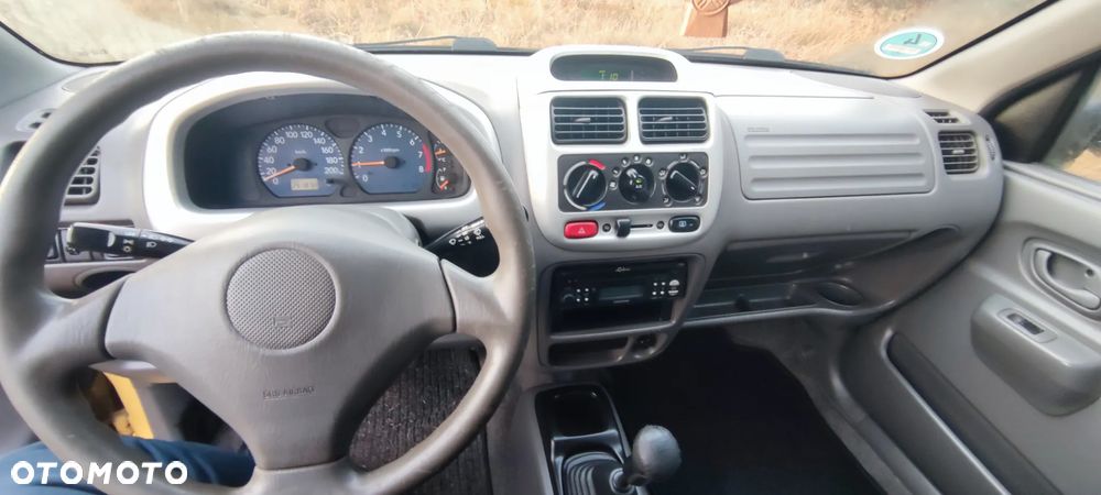 Suzuki Ignis 1.3 - 11