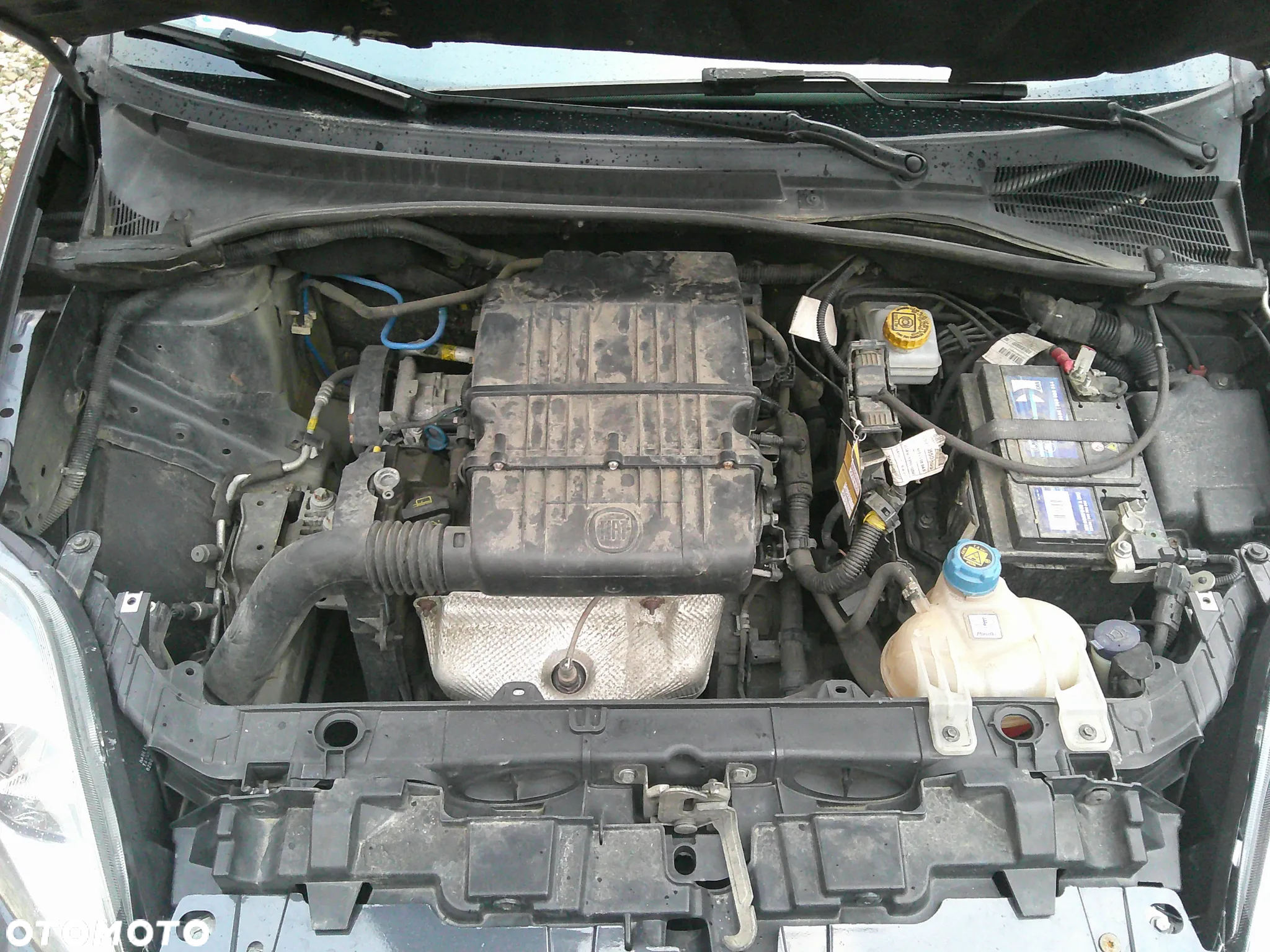 Fiat Punto 1.4 Easy S&S - 18
