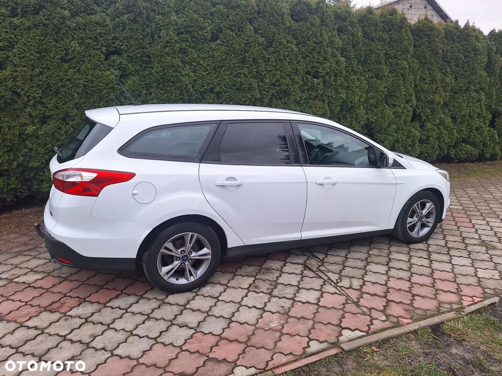 Ford Focus - 11