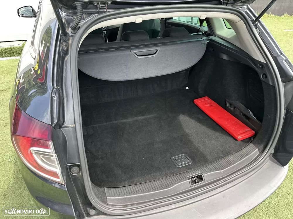 Renault Mégane Sport Tourer 1.5 dCi Limited - 6