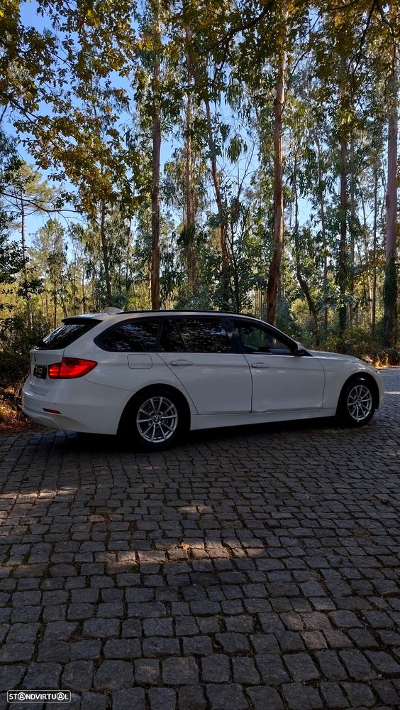 BMW 318 d Touring Auto Line Sport - 11