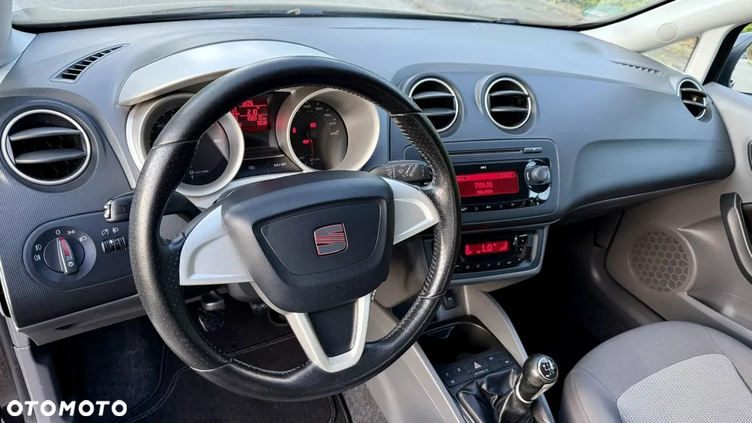 Seat Ibiza 1.4 16V Reference - 19