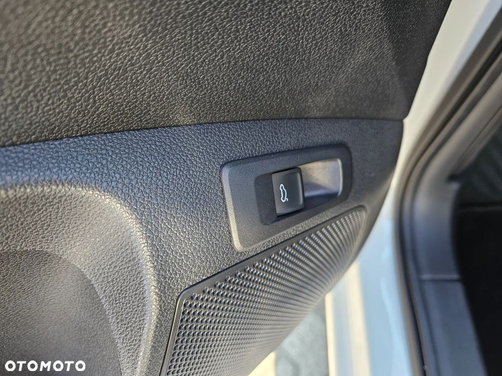 Skoda Karoq 1.5 TSI DSG Tour - 16