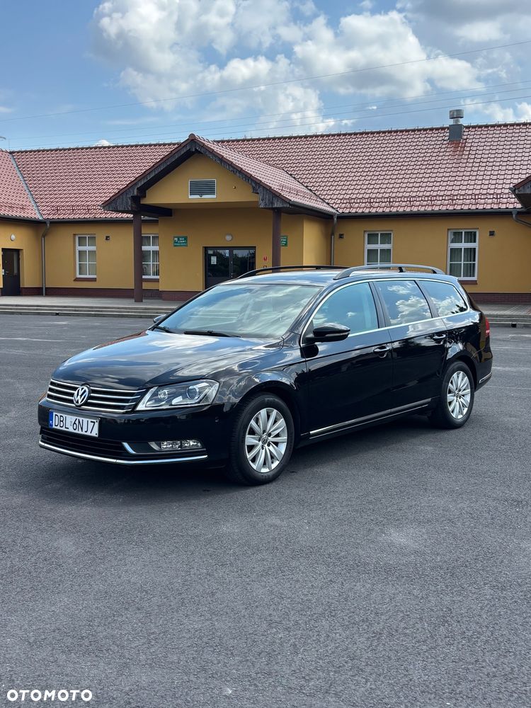 Volkswagen Passat 2.0 TDI Comfortline DSG - 2