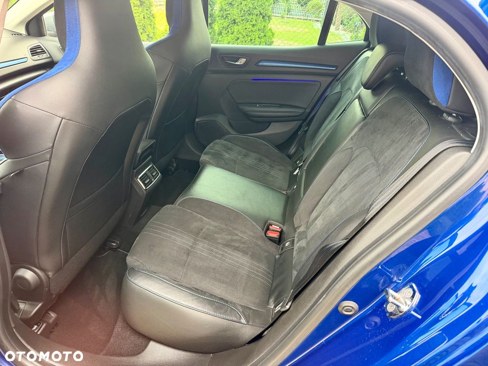 Renault Megane ENERGY TCe 205 EDC GT - 10