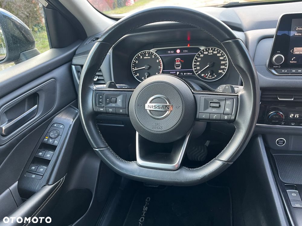 Nissan Qashqai 1.3 DIG-T N-Connecta DCT - 19