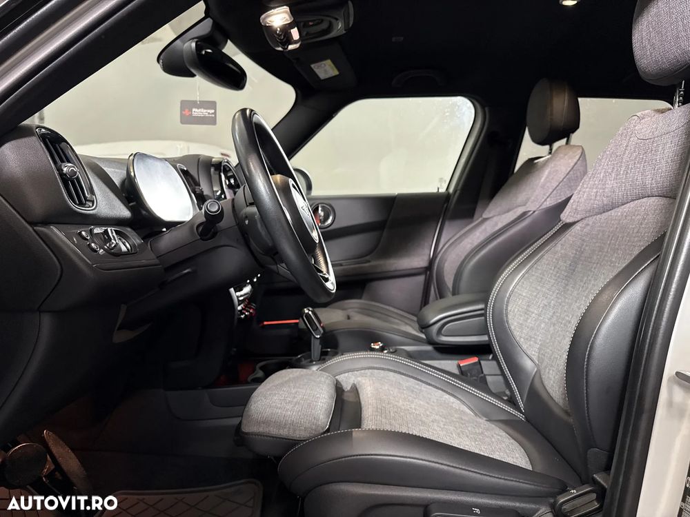 Mini Countryman - 24