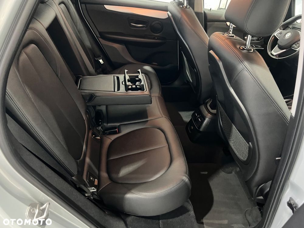 BMW Seria 2 218d Advantage sport - 24