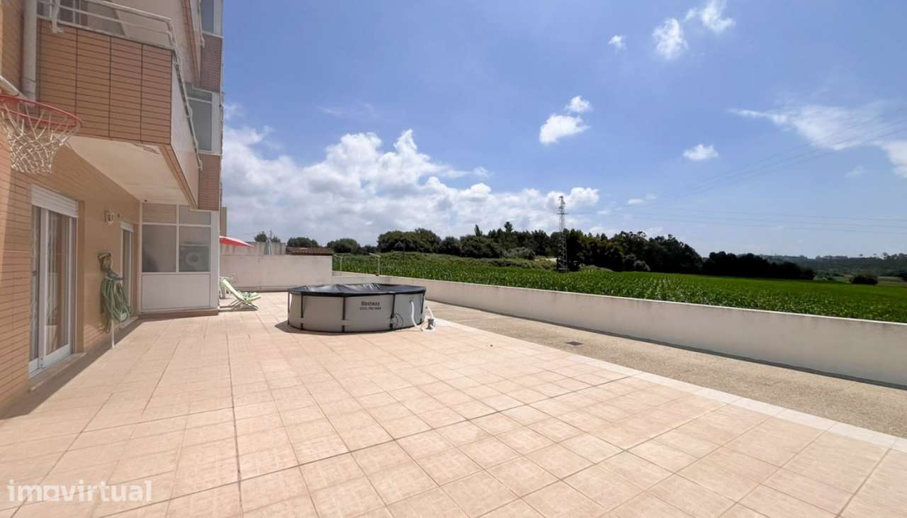 Venda de Apartamento T2 com terraço, Guilhabreu, Vila do Conde - Grande imagem: 2/23