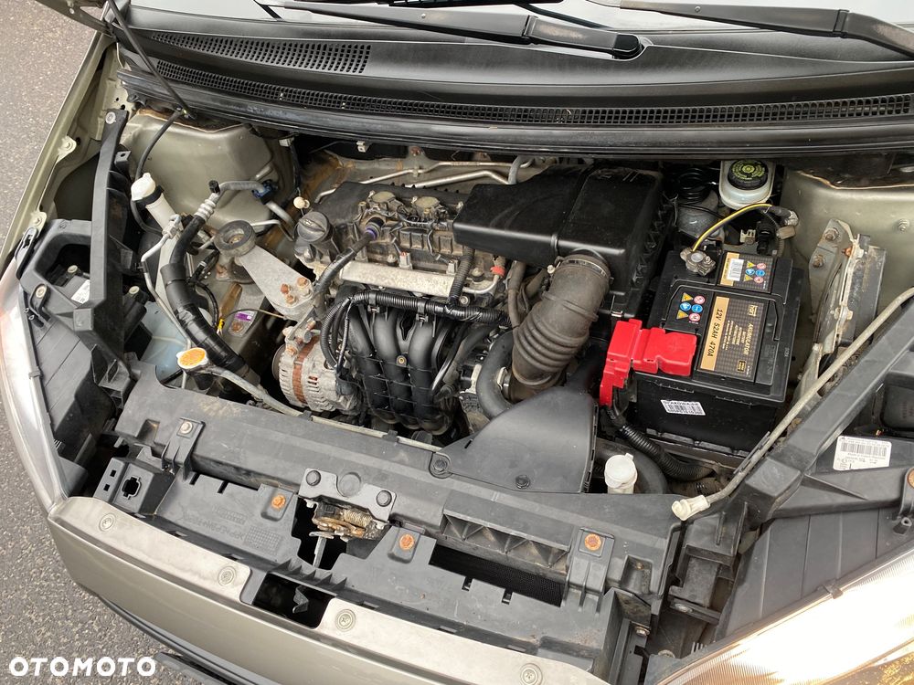 Mitsubishi Colt 1.1 - 18