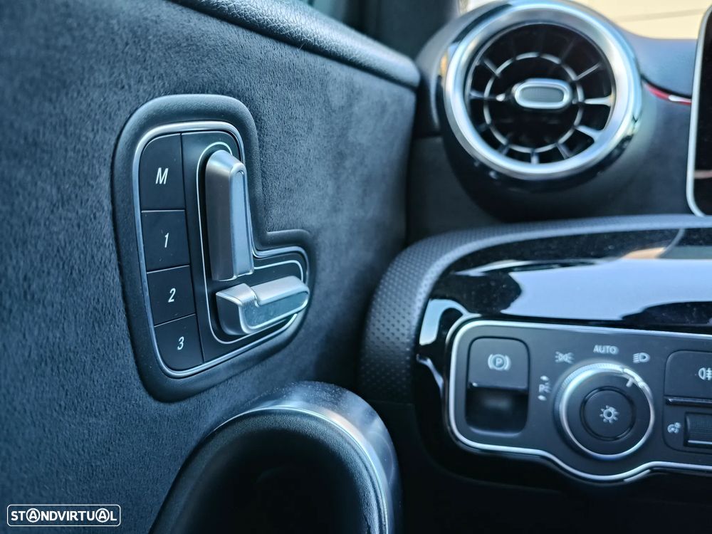 Mercedes-Benz A 250 Limousine e AMG Line - 5