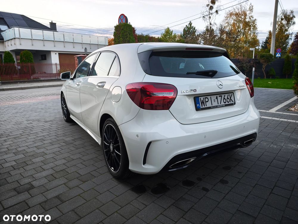 Mercedes-Benz Klasa A 220 4-Matic AMG Line - 4