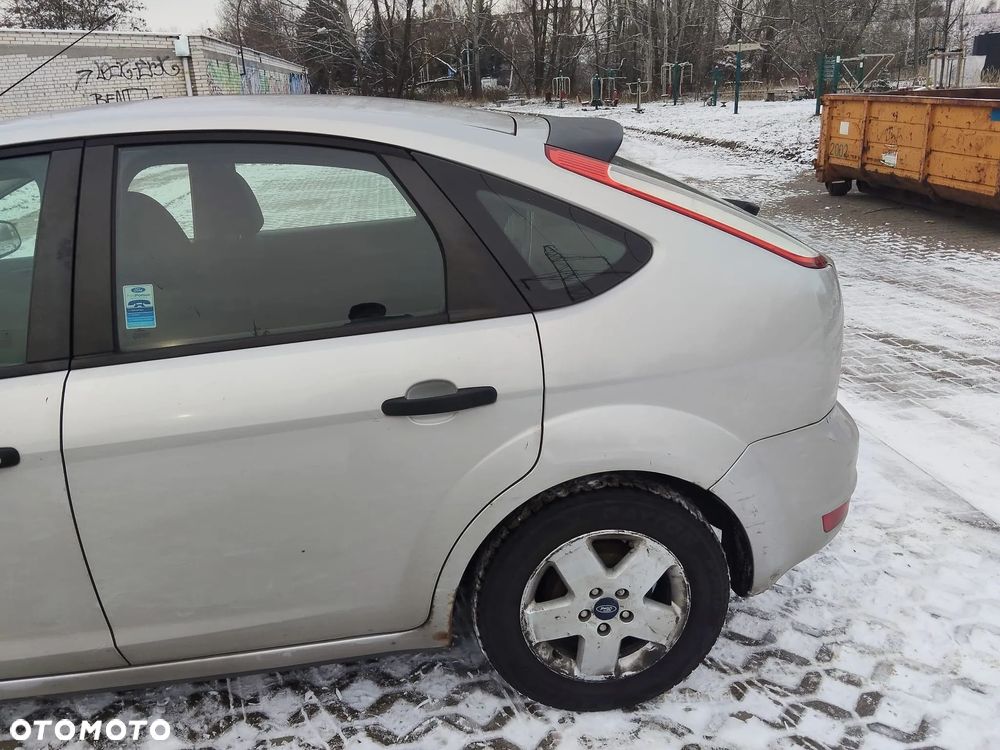 Ford Focus 1.6 Amber X - 9