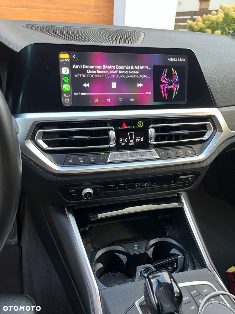 BMW Seria 3 330i xDrive M Sport sport - 12