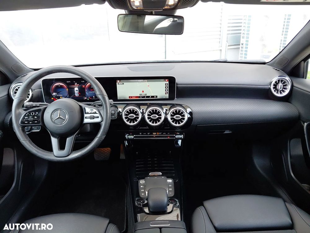 Mercedes-Benz A 180 d 7G-DCT Progressive - 12