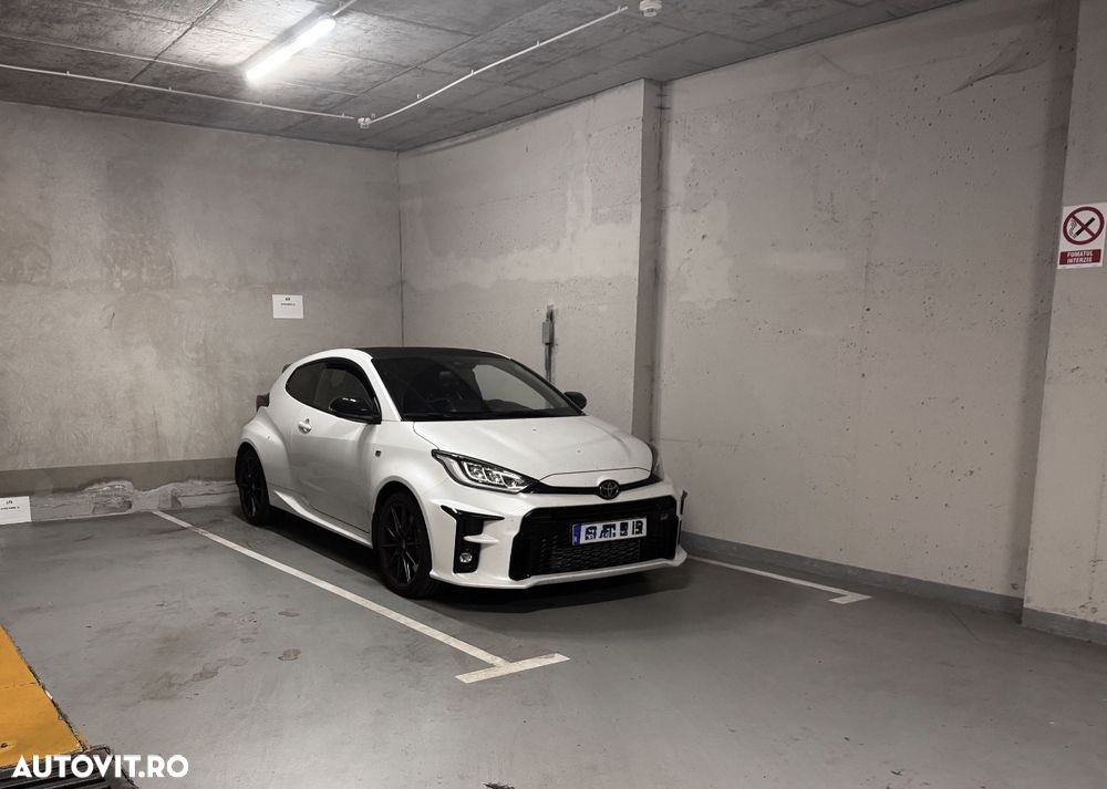 Toyota Yaris - 2