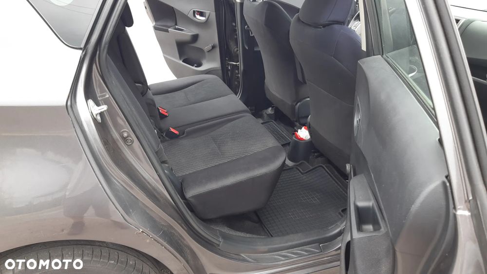 Toyota Verso S 1.4 D-4D Comfort - 11