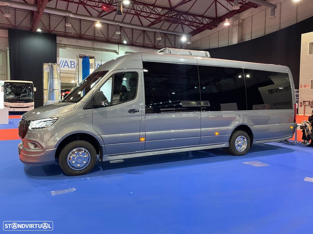 Mercedes Benz Sprinter 519