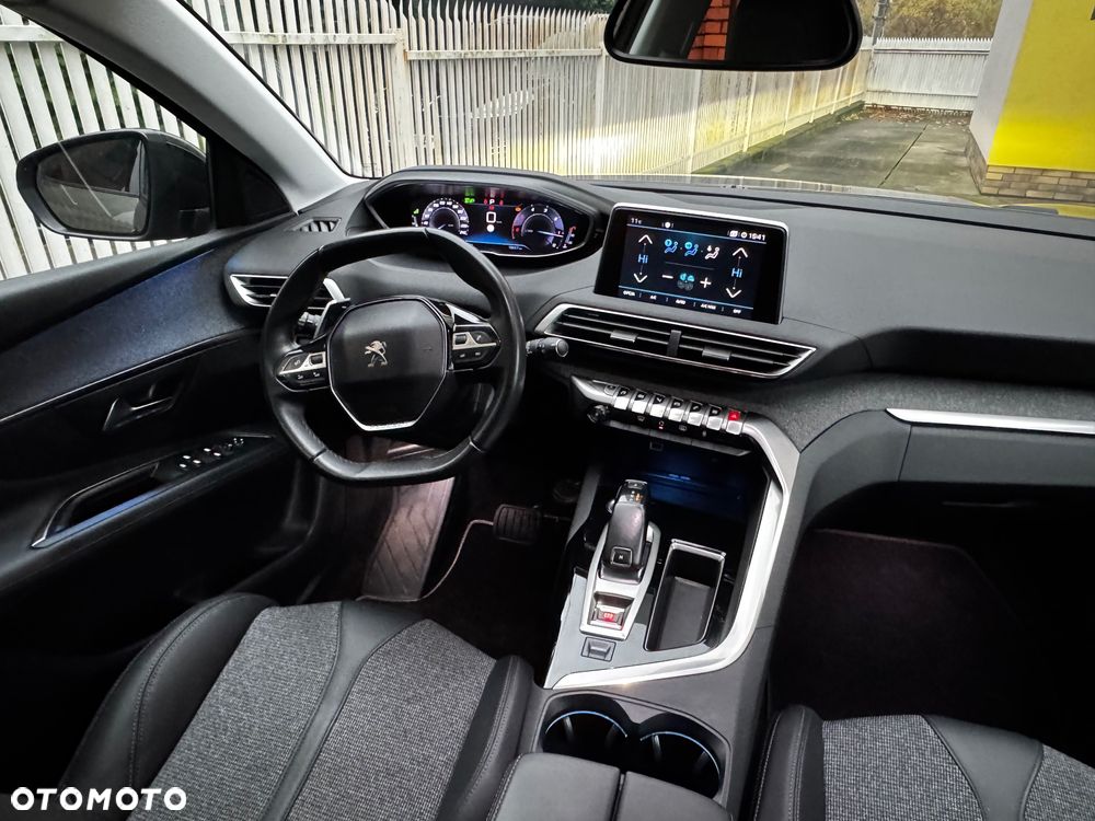 Peugeot 3008 1.5 BlueHDi Allure S&S EAT8 - 14