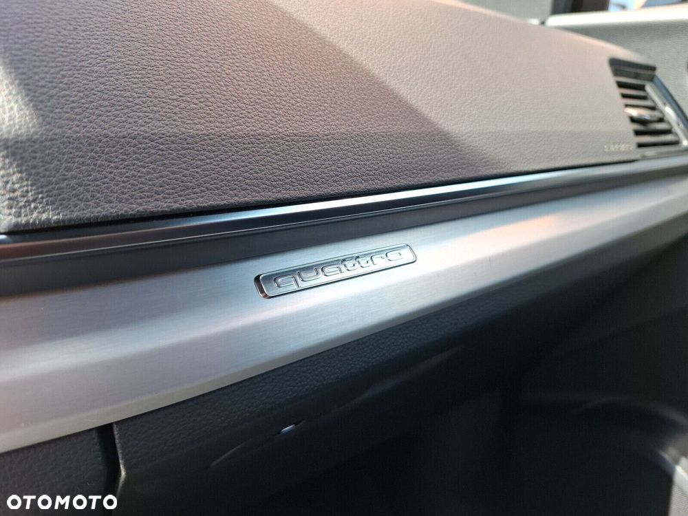 Audi Q5 Sportback - 33