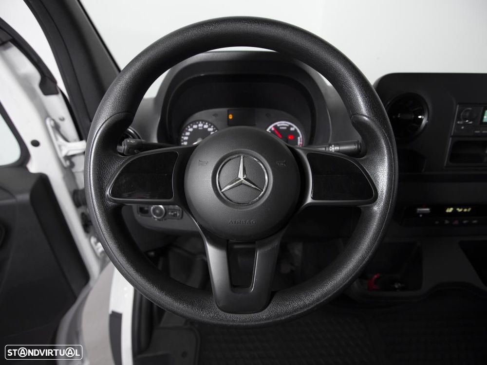 Mercedes-Benz E-SPRINTER L2H2 C/IVA - 15