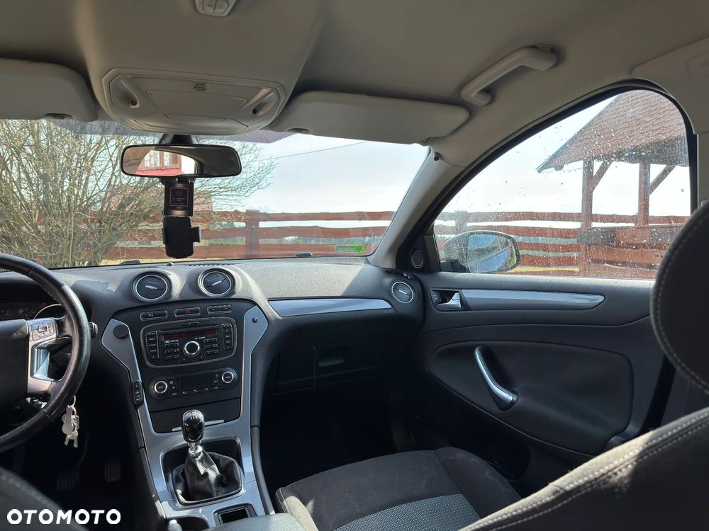 Ford Mondeo 2.0 TDCi Titanium - 8