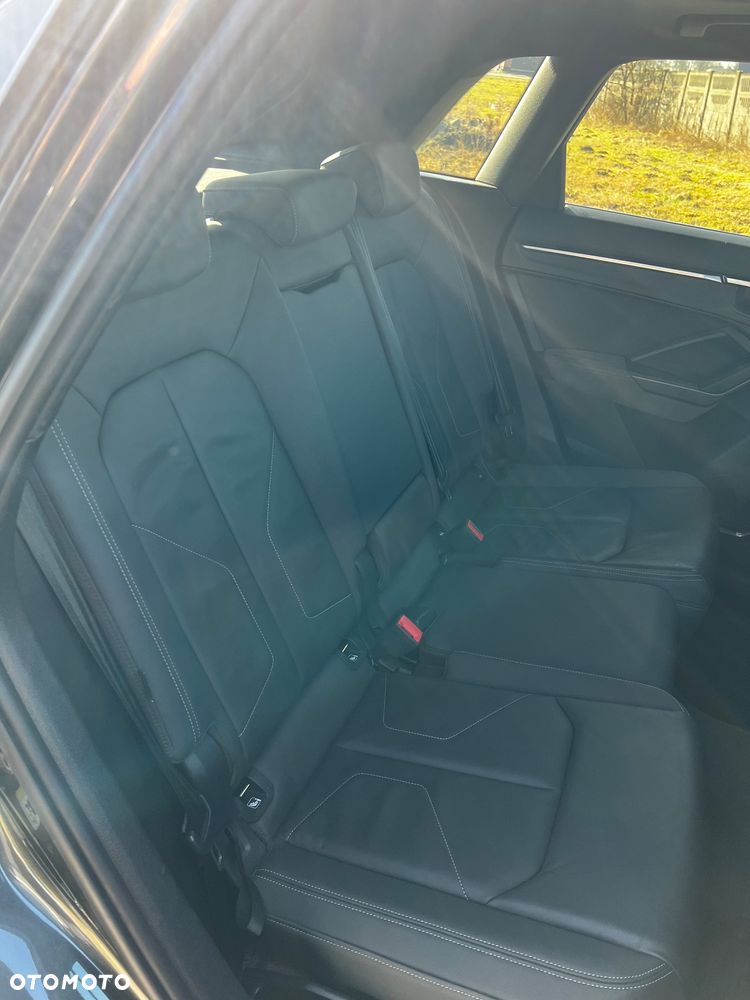 Audi Q3 40 TFSI Quattro S-Line S tronic - 22