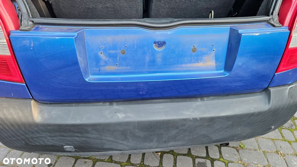 Citroen C2 klapa tył tylna  burta dolna  KMHC - 1