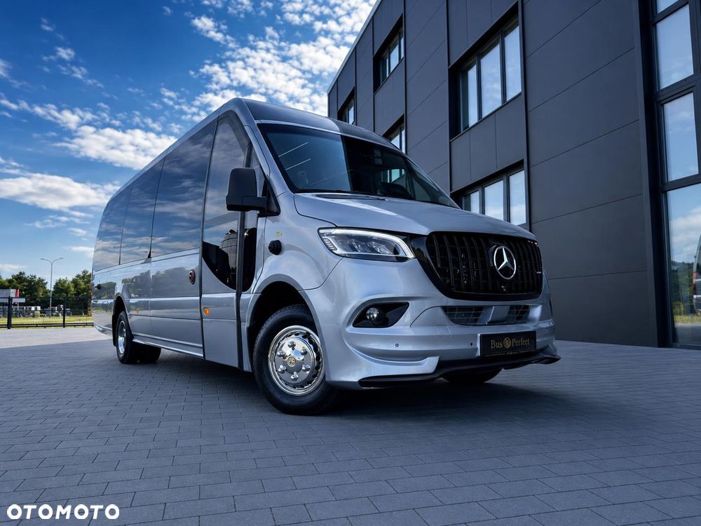 Mercedes-Benz SPRINTER 519 CDI 19+1+1 DUŻY BAGAŻNIK - 26