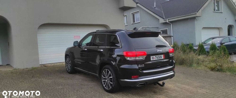 Jeep Grand Cherokee - 21