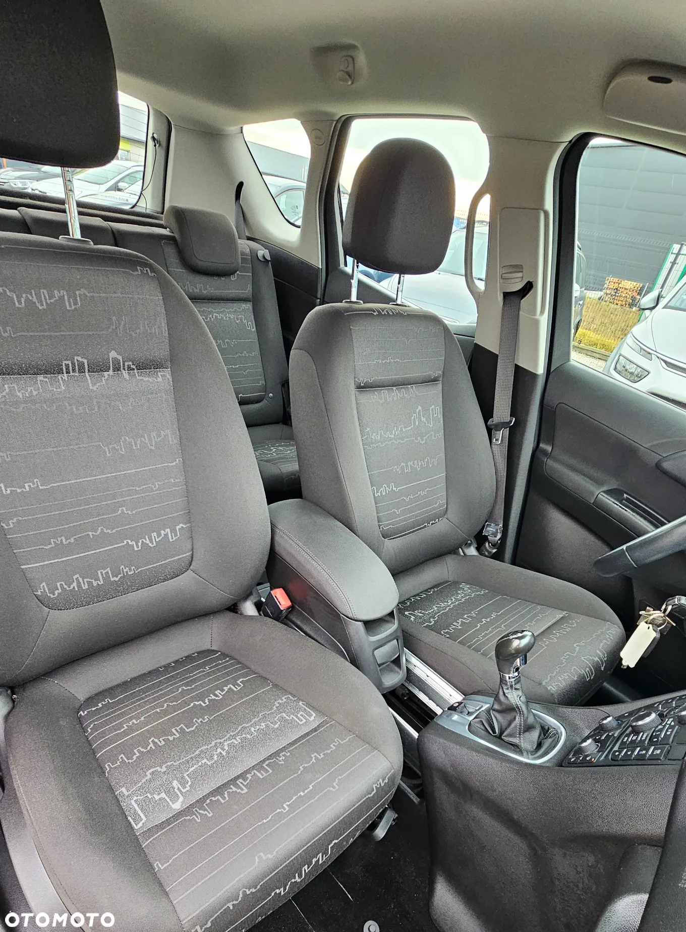 Opel Meriva - 27