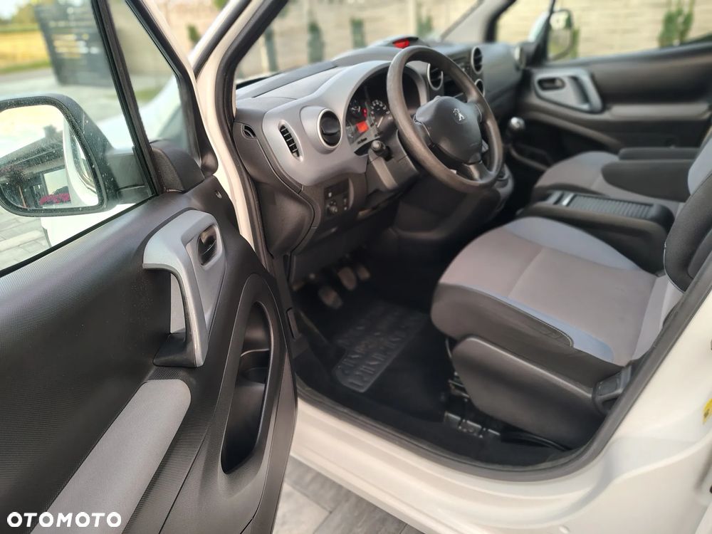 Peugeot Partner - 11