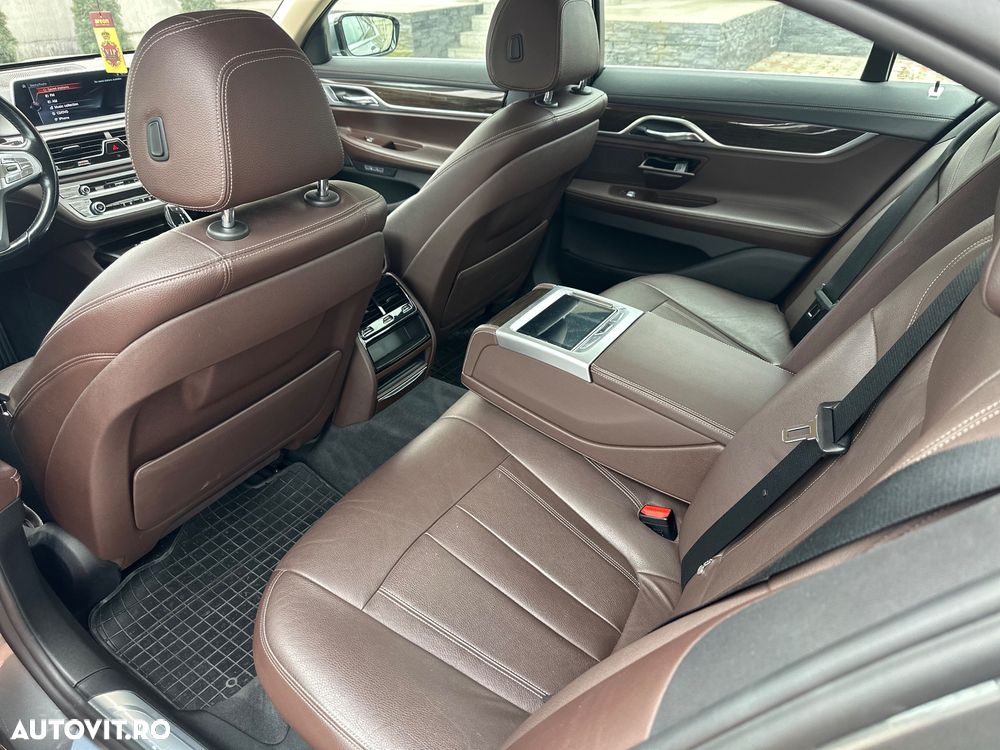 BMW Seria 7 730Ld xDrive - 11