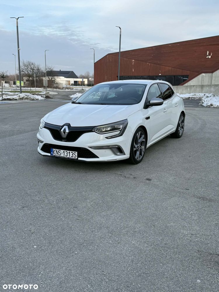Renault Megane ENERGY TCe 205 EDC GT - 4