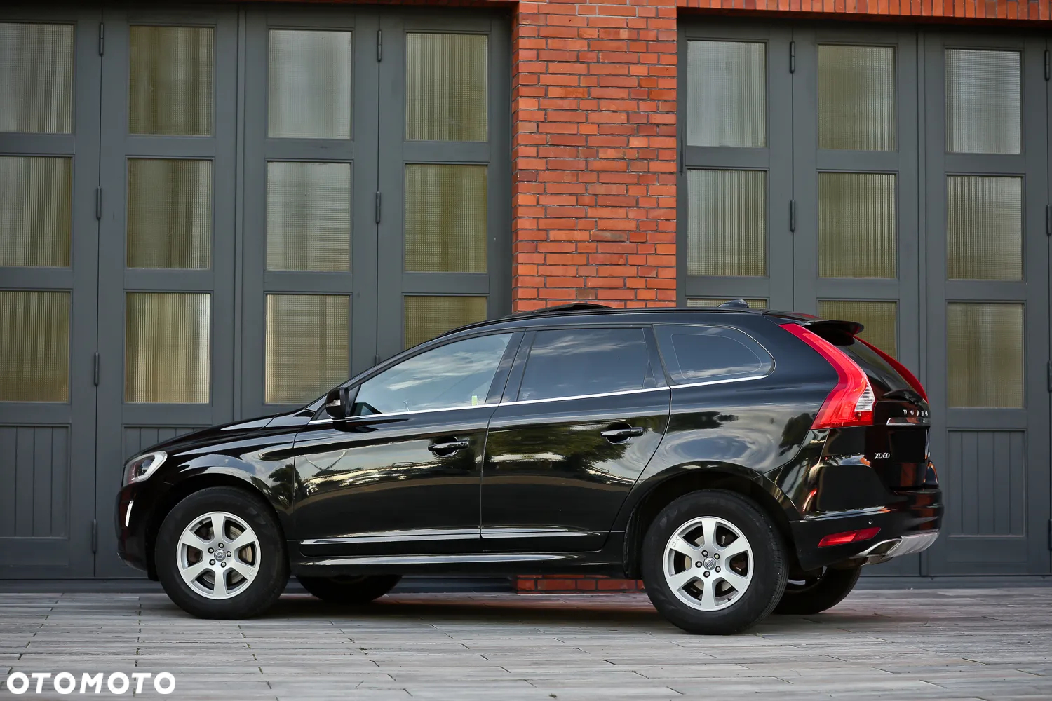 Volvo XC 60 D4 Drive-E Summum - 11