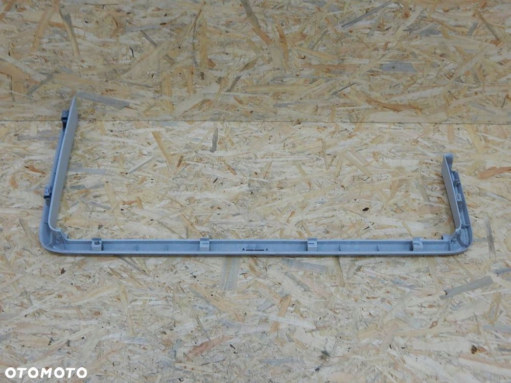 vw t5 multivan listwa ramka osłona drzwi przesuwnych okna lewa 7h5867623b - 5