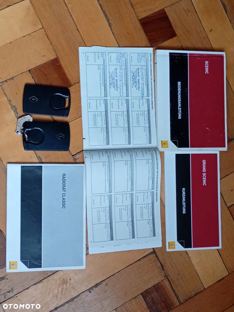 Renault Grand Scenic - 29