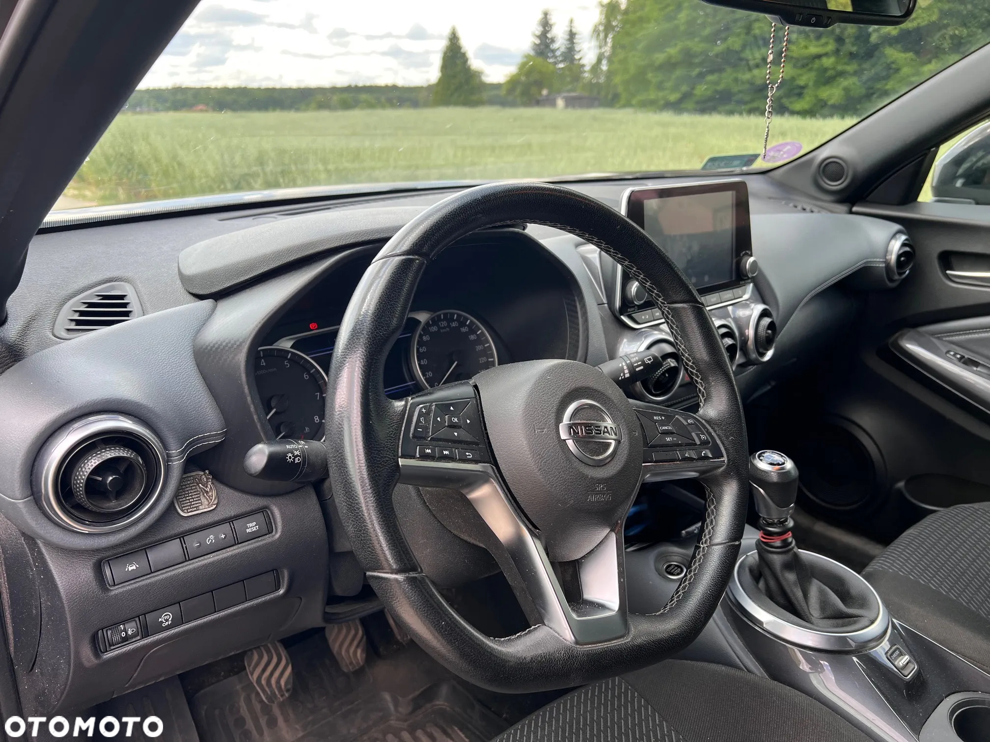 Nissan Juke 1.0 DIG-T N-Connecta - 17
