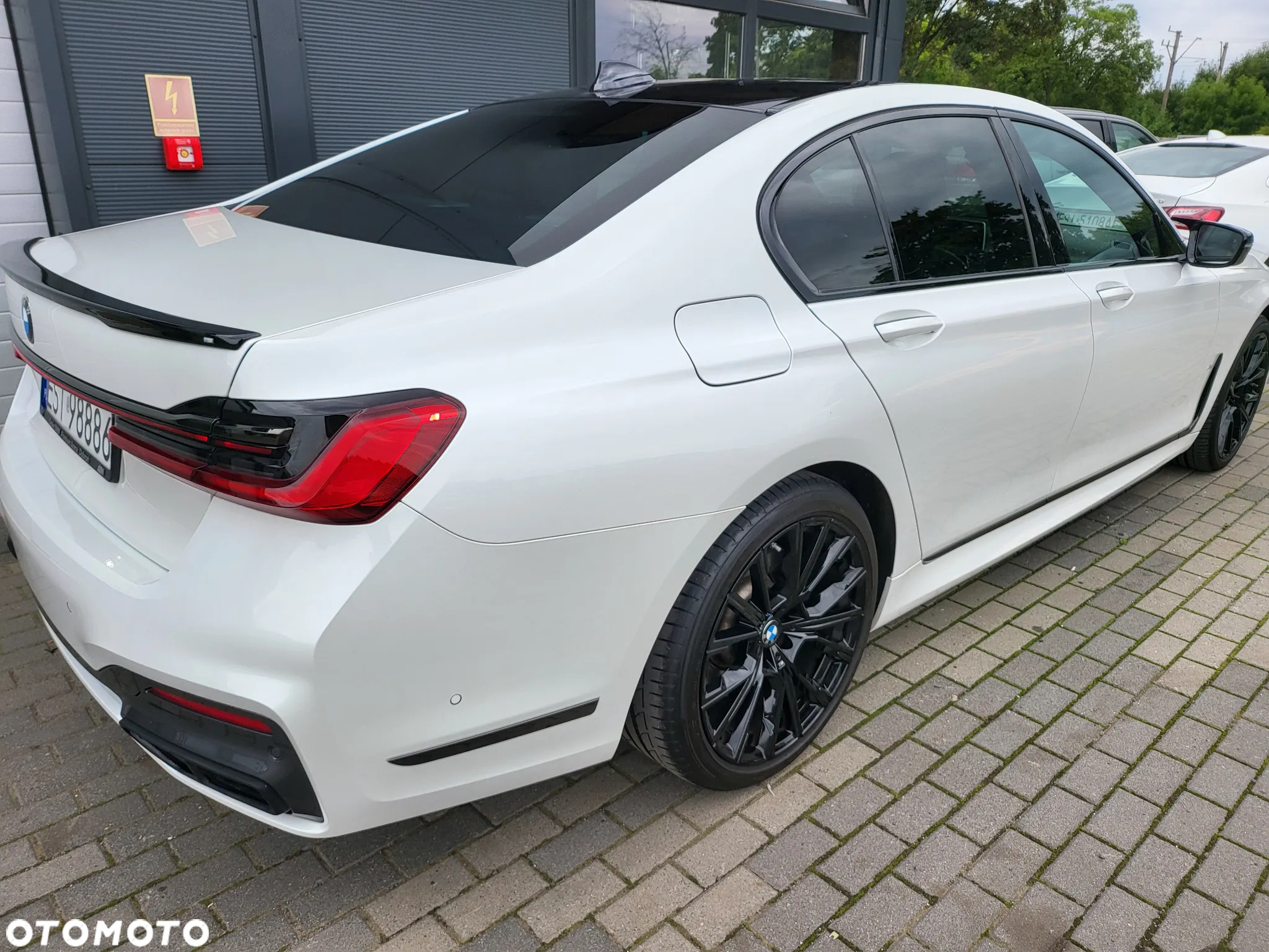 BMW Seria 7 730d xDrive sport - 9
