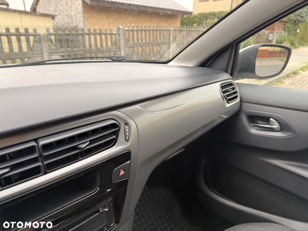 Citroën C-Elysée - 10